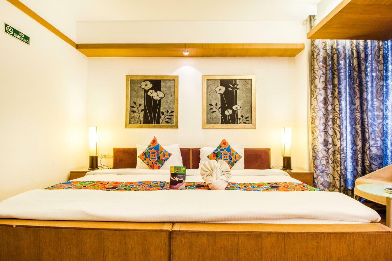 Fabhotel Raj Darbar Gurgaon Exterior foto